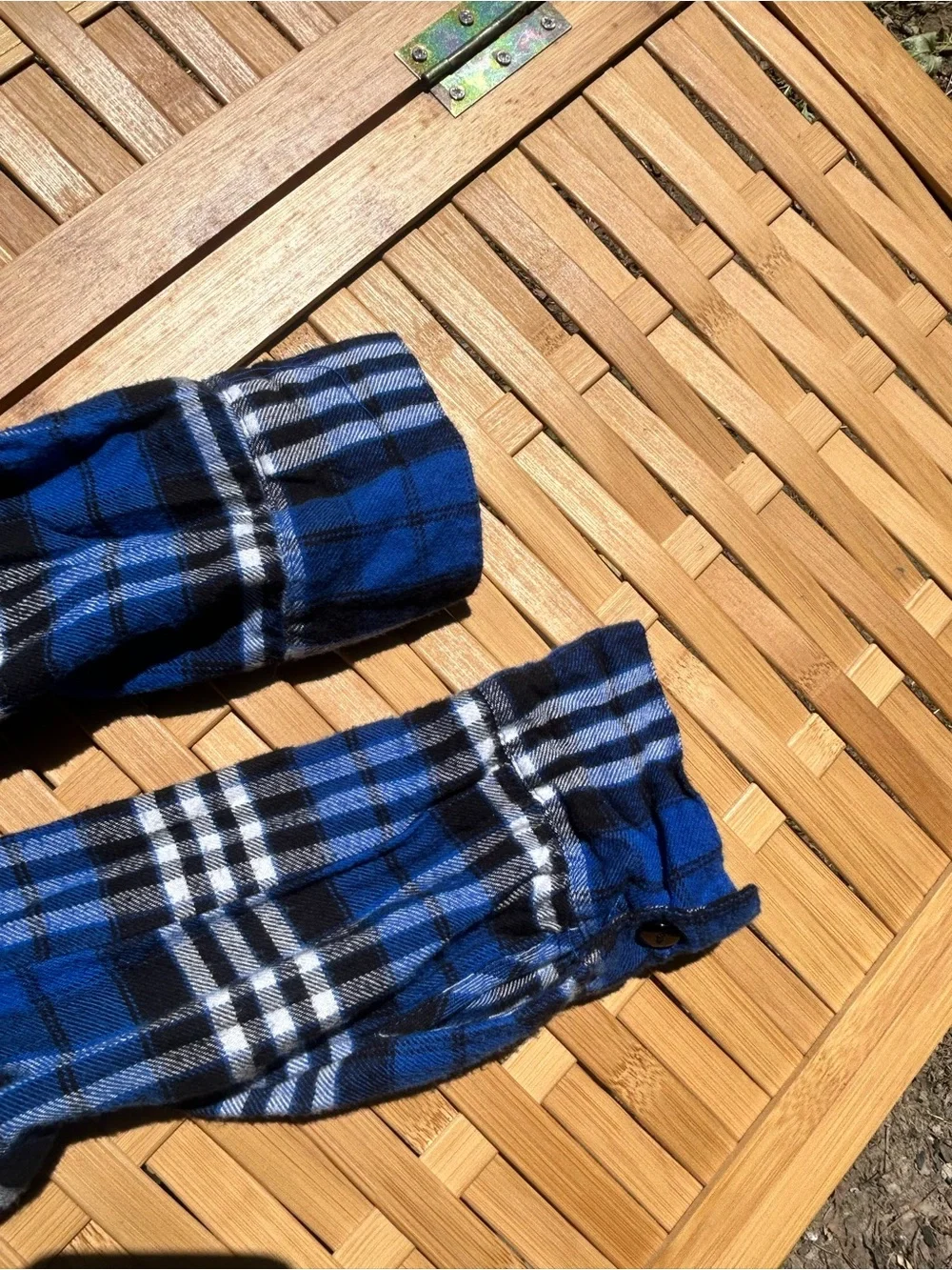 🔥3/$8- Justice- 2 light weight flannels
